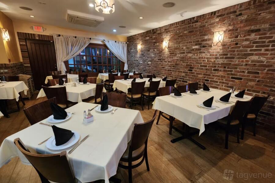 Main Dining Area Main Dining Area