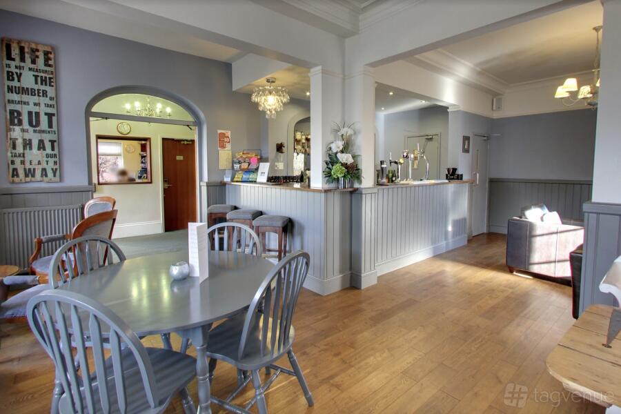 Restaurant at Pine Lodge Hotel & Restaurant