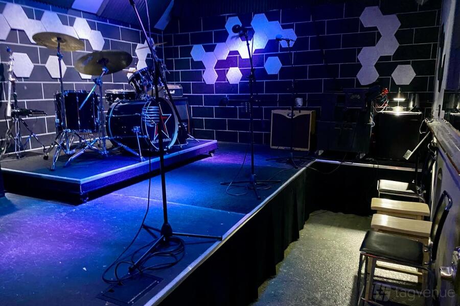 Room 2 Room 2