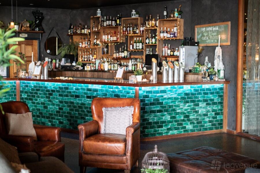 The Cocktail Bar - Loft West End - Event Venue Hire - Tagvenue.com