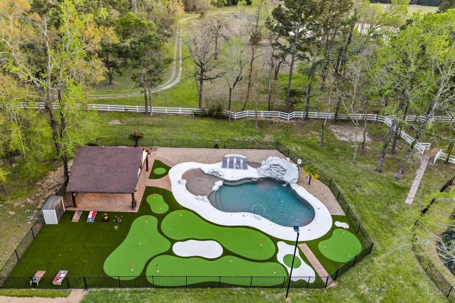 Outdoor Gazebo, Pool and Golf Outdoor Gazebo, Pool and Golf