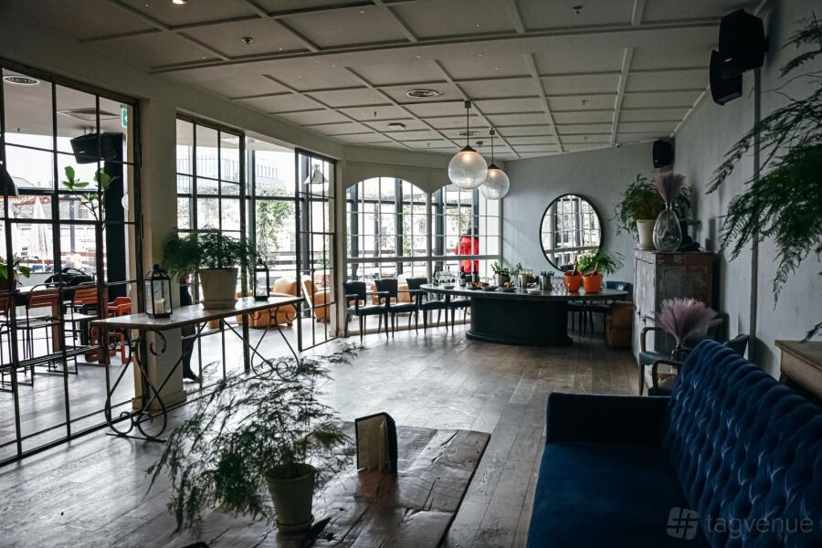 Semi- Private Lounge at 601 Queen's Road