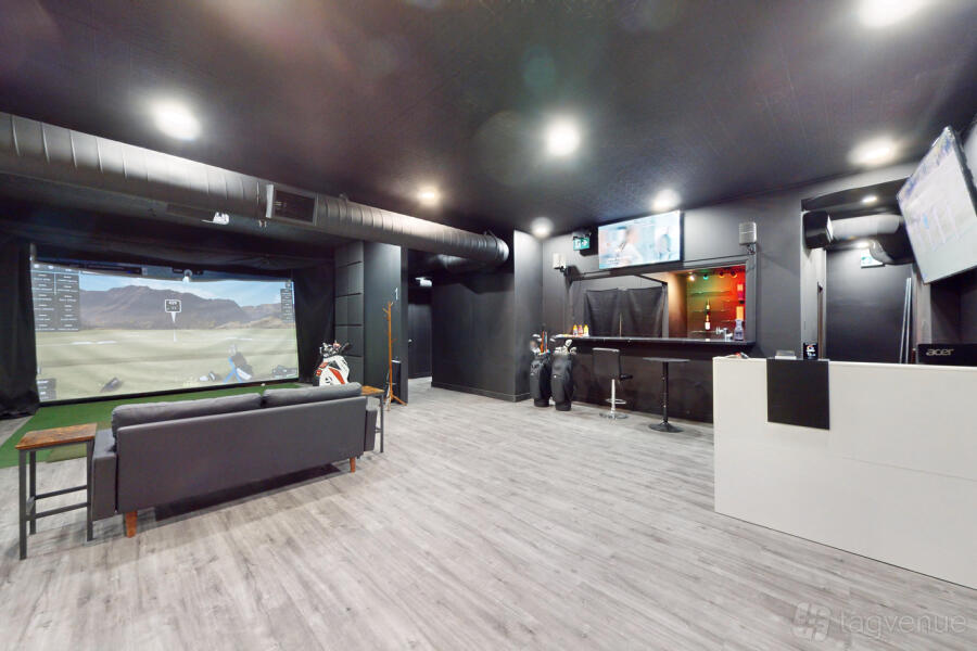 Club X Indoor Golf Lounge Club X Indoor Golf Lounge