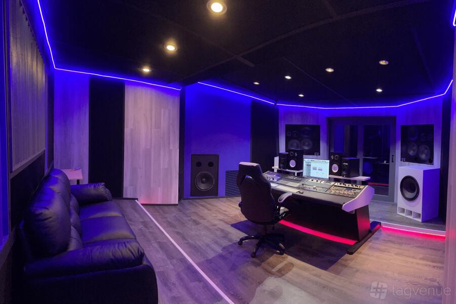 Studio B at