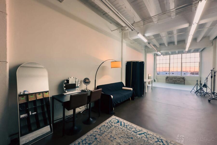 Multipurpose Creative Studio Venue Rental in Los Angeles, CA | Photos ...
