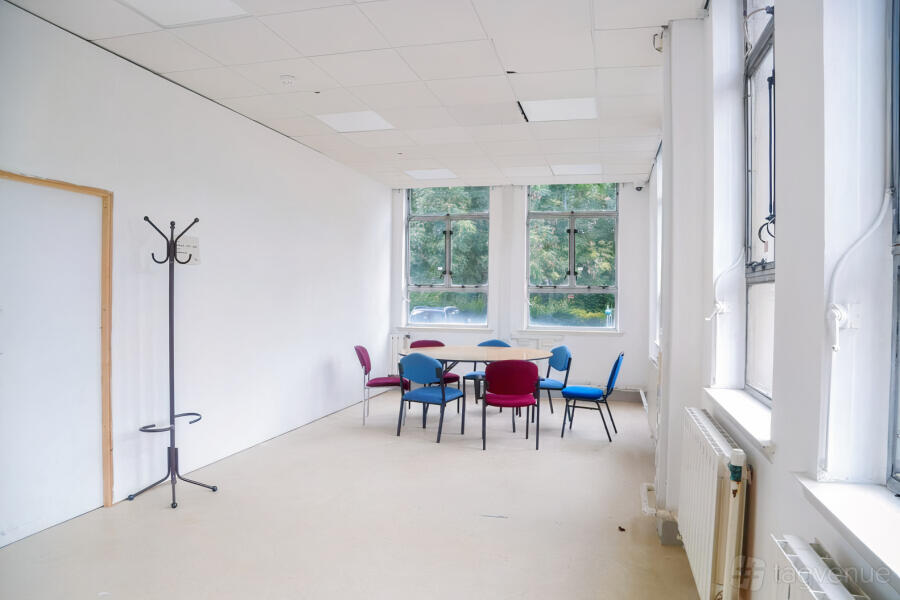 Chipper Room Chipper Room