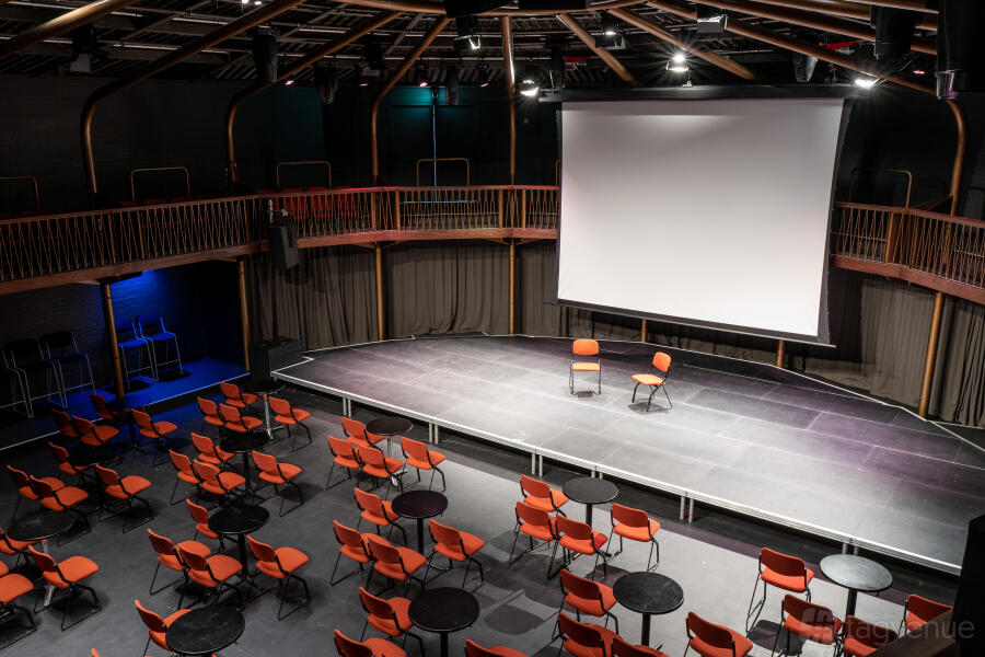 Albany Theatre (Daytime) at