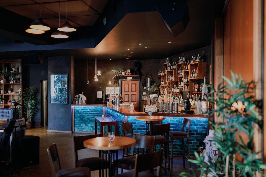 The Cocktail Bar - Loft West End - Event Venue Hire - Tagvenue.com