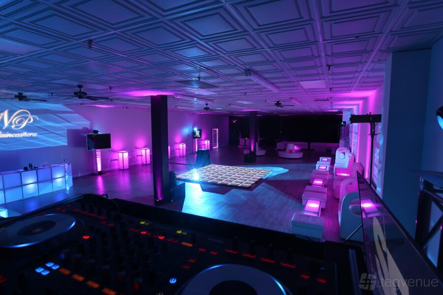 Entire Venue Entire Venue