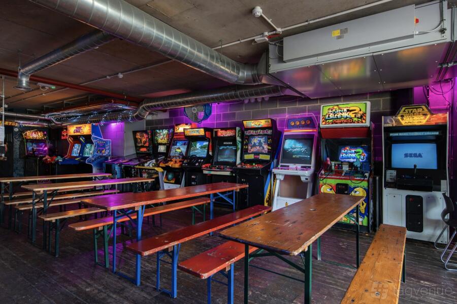 Exclusive Hire Exclusive Hire