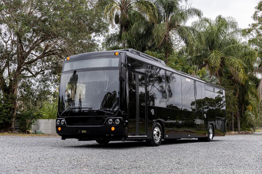 Vip Limo Bus 20-seat VIP Limo Bus - The Venga Bus - Event Venue Hire - Tagvenue.com
