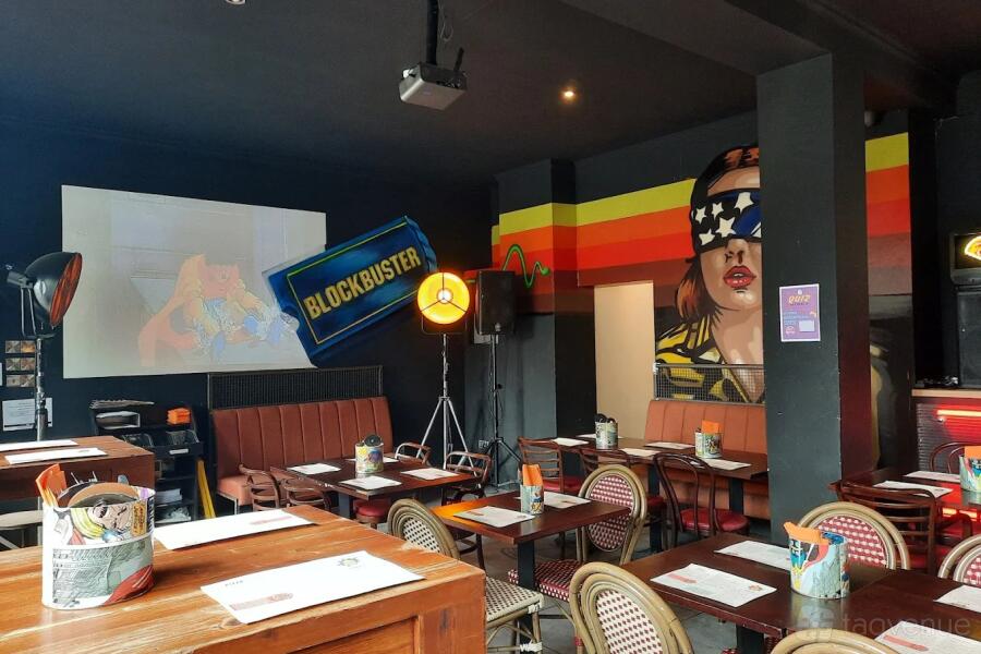 Entire Restaurant Entire Restaurant