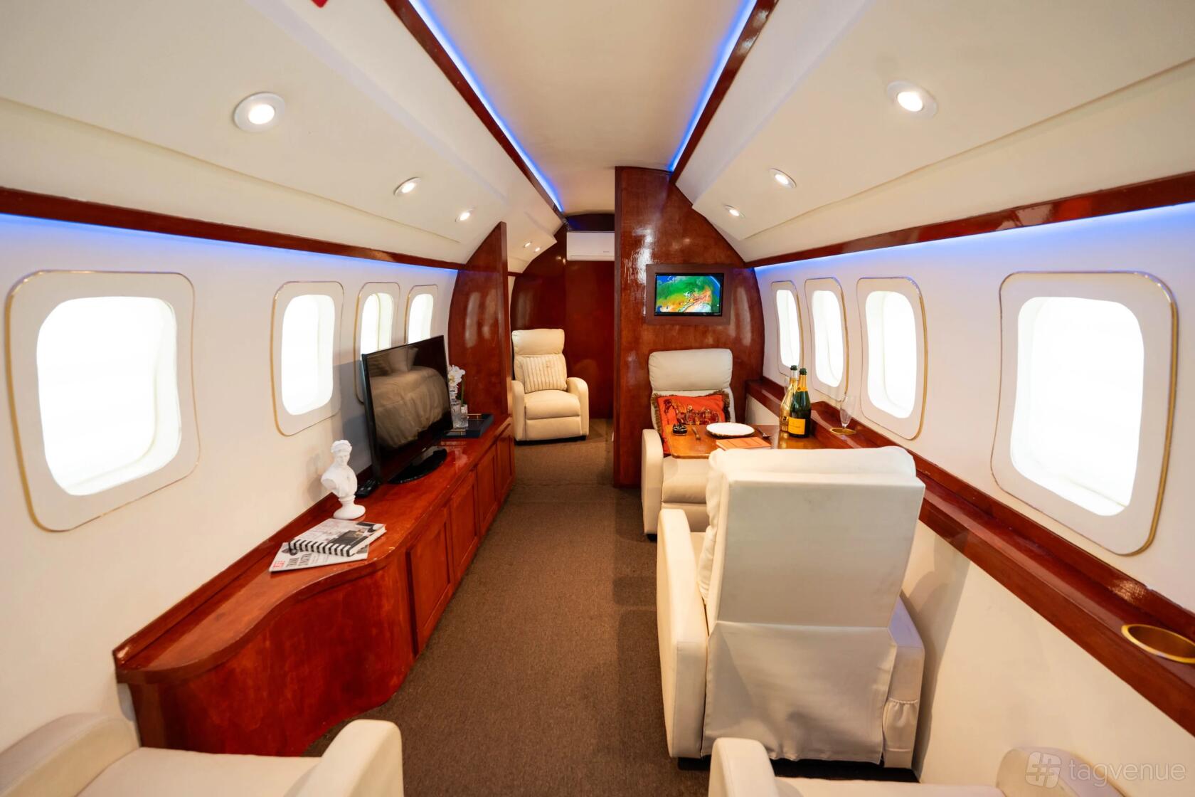 Simulated Window Jet Private Jet Realistic Luxury - Prestige Property Productions - Event ...