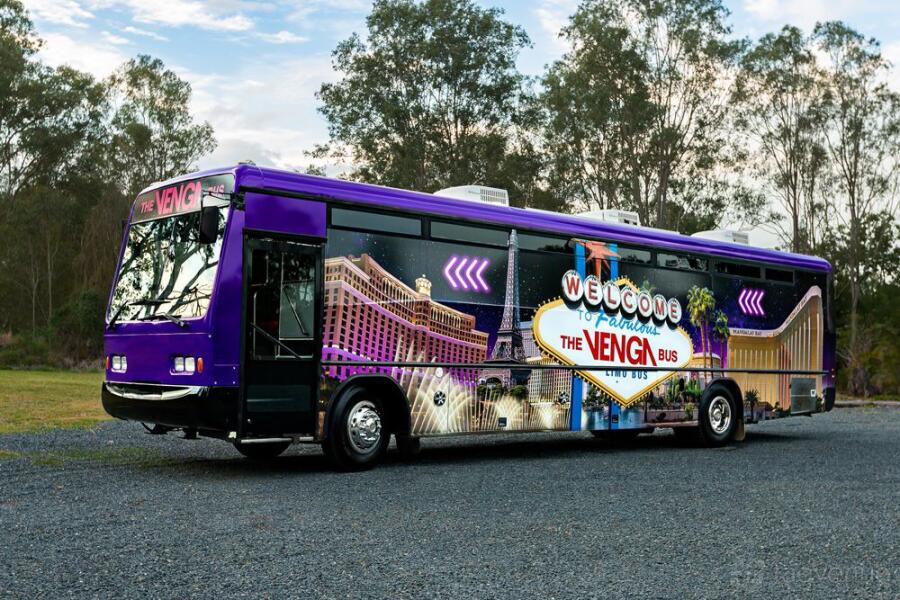 Vip Limo Bus 20-seat VIP Limo Bus - The Venga Bus - Event Venue Hire - Tagvenue.com