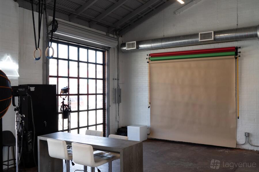 Entire Studio Entire Studio