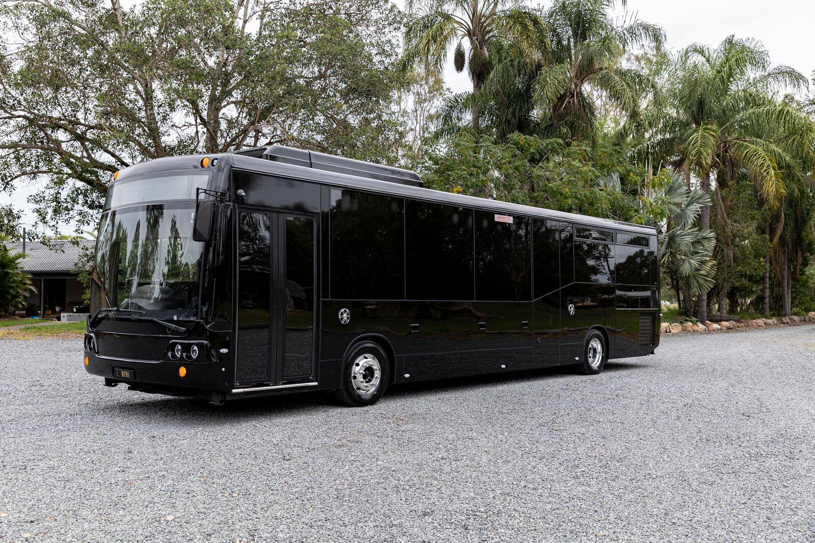 Vip Limo Bus 30-seat Elite VIP Limo Bus - The Venga Bus - Event Venue Hire ...