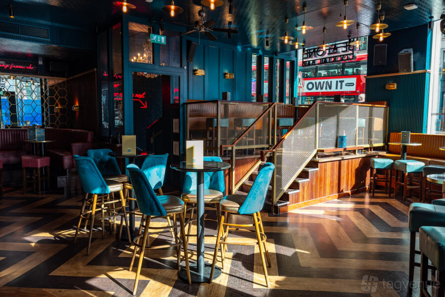 Main Bar Main Bar