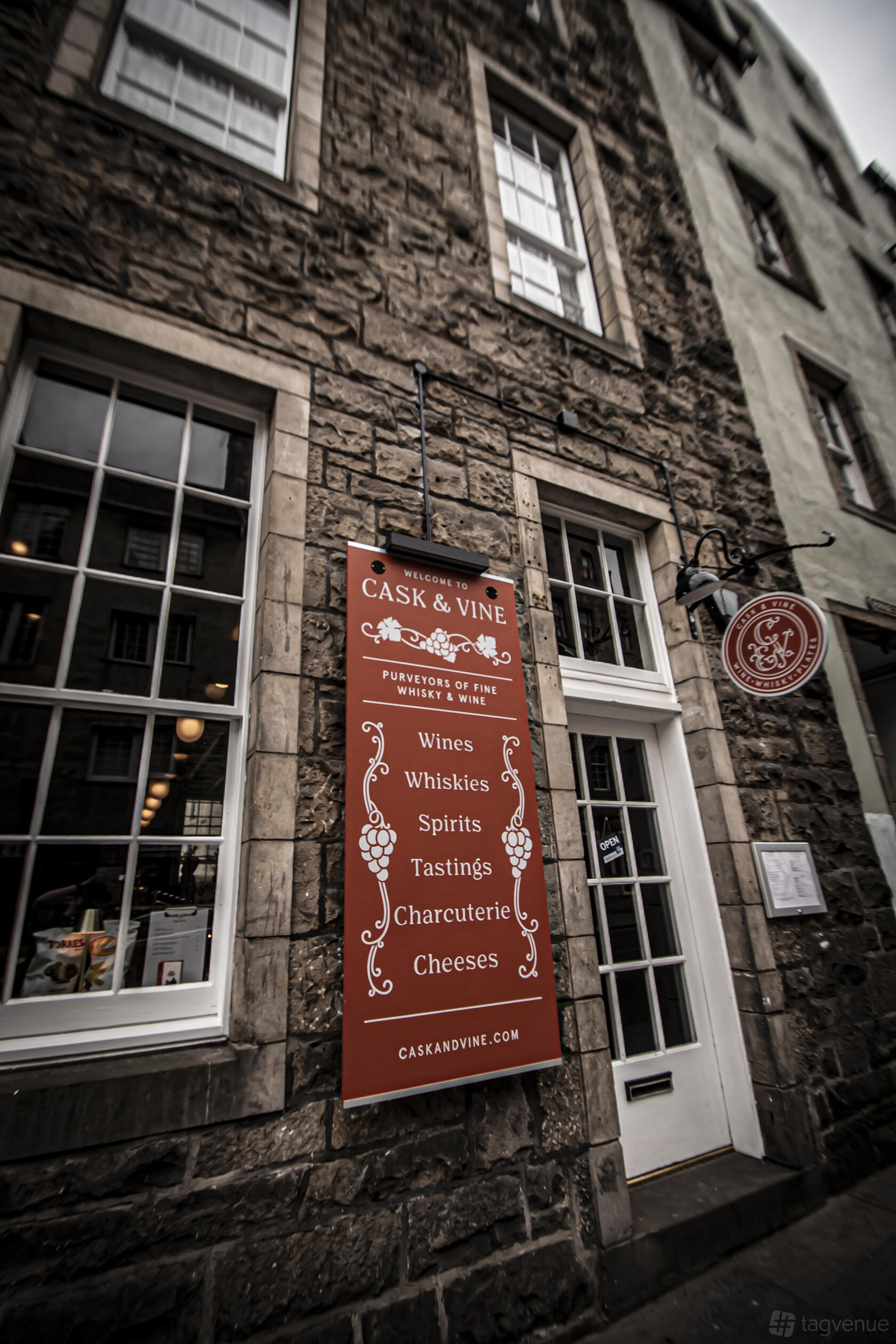 Cask and Vine Venue Hire in Edinburgh | Photos & Prices