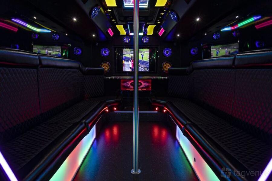 Vip Limo Bus 20-seat VIP Limo Bus - The Venga Bus - Event Venue Hire - Tagvenue.com
