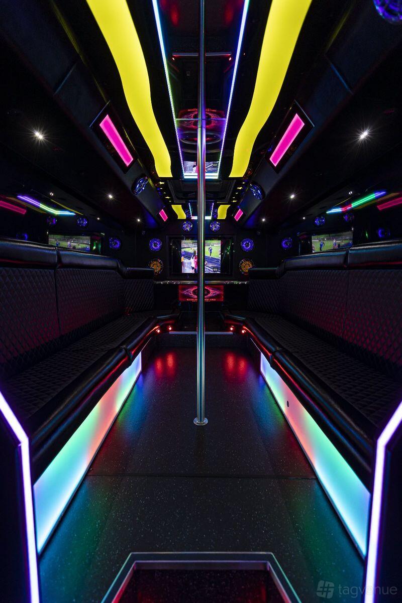 Vip Limo Bus 30-seat Elite VIP Limo Bus - The Venga Bus - Event Venue Hire ...