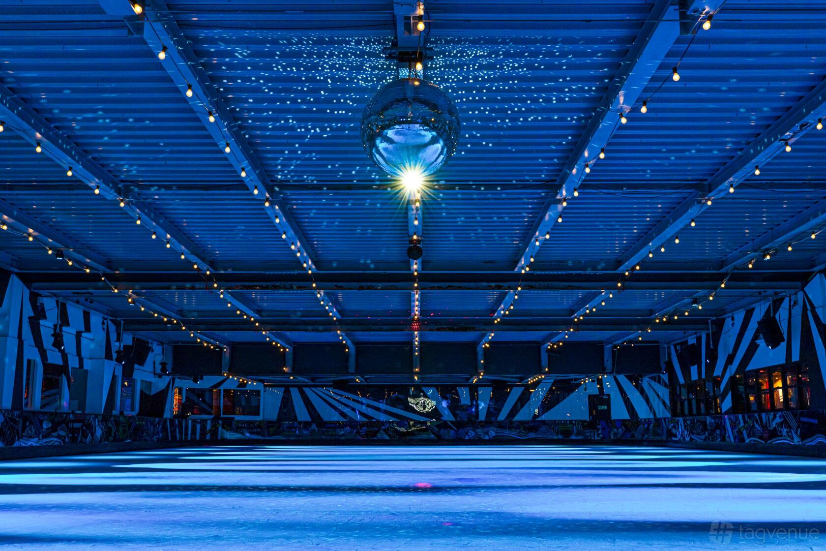 Ice Rink - Queens Skate Dine Bowl - Event Venue Hire - Tagvenue.com