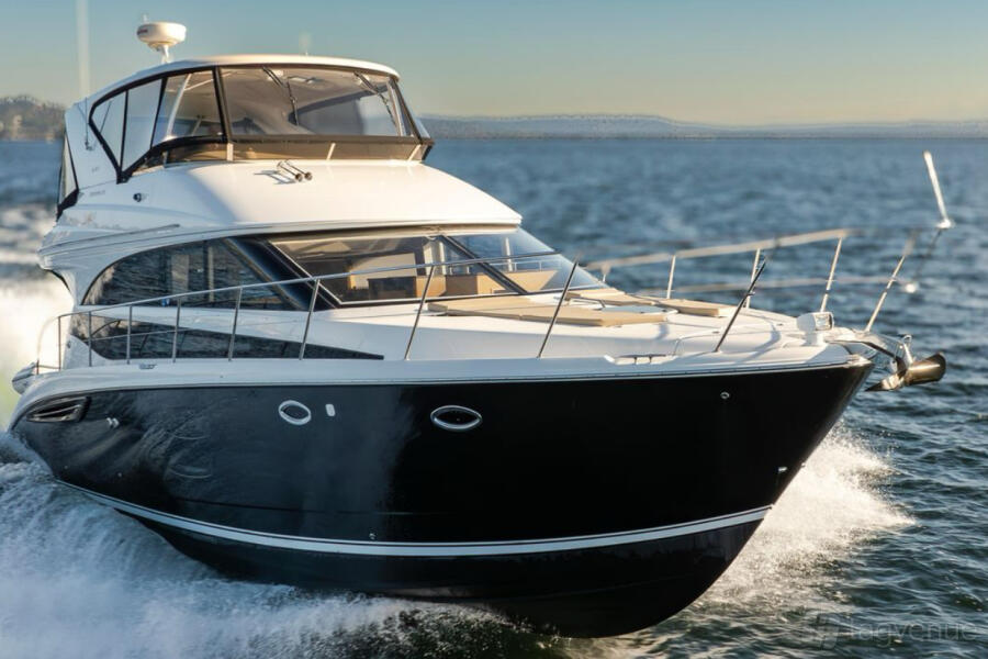 47ft Luxury Meridian Yacht 47ft Luxury Meridian Yacht