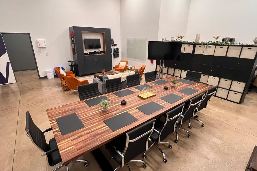 Oak Haven Conference Room Oak Haven Conference Room