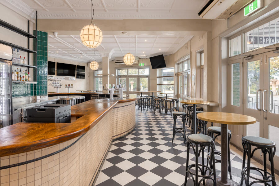 Main Bar Main Bar