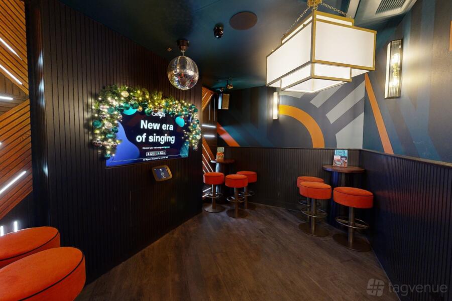 Arctic- Private Karaoke Room at