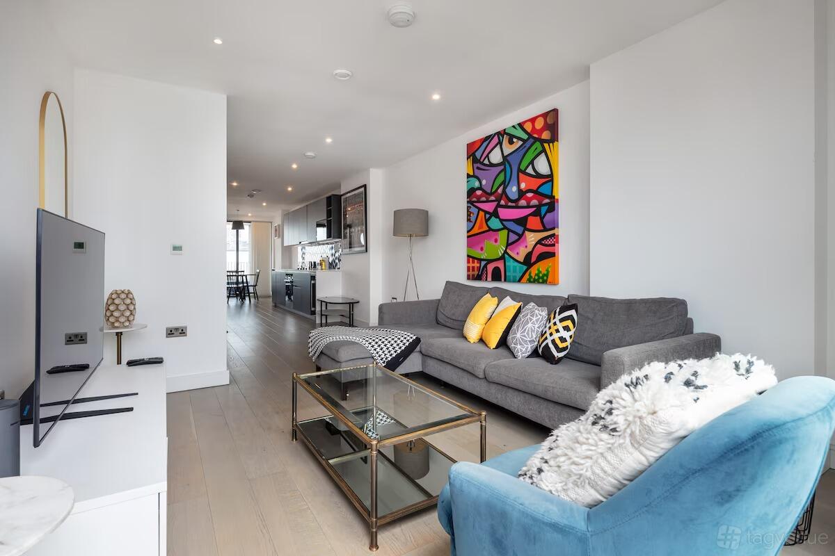 Beautiful view of Artistic Penthouse Apartment With Private Balcony View