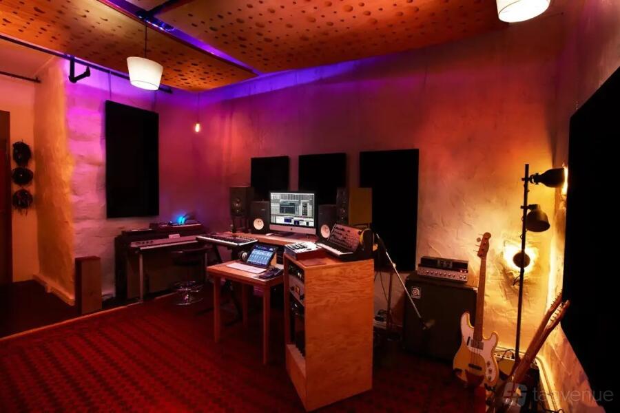 Downstairs Studio Downstairs Studio
