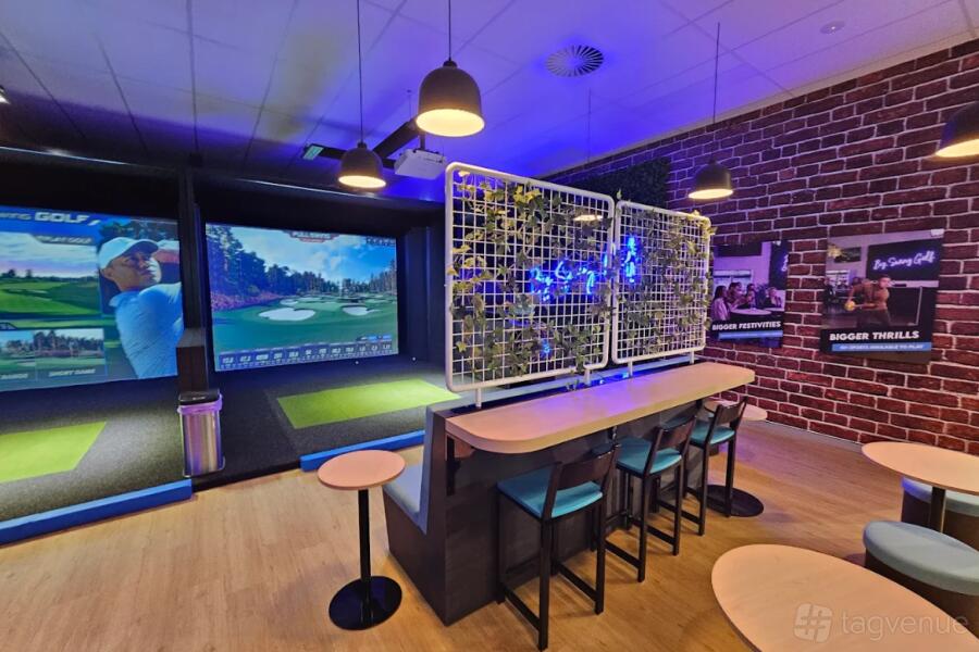 Bar - Big Swing Golf Booragoon - Event Venue Hire - Tagvenue.com