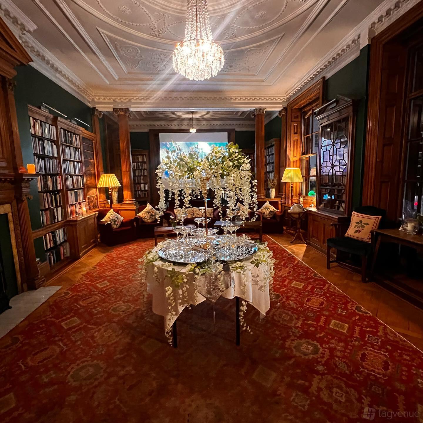 Library Vip Room Example The Library - University Women's Club - Event Venue Hire - Tagvenue.com