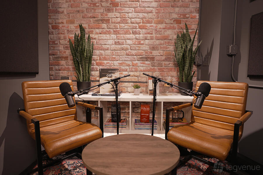Entire Studio Entire Studio