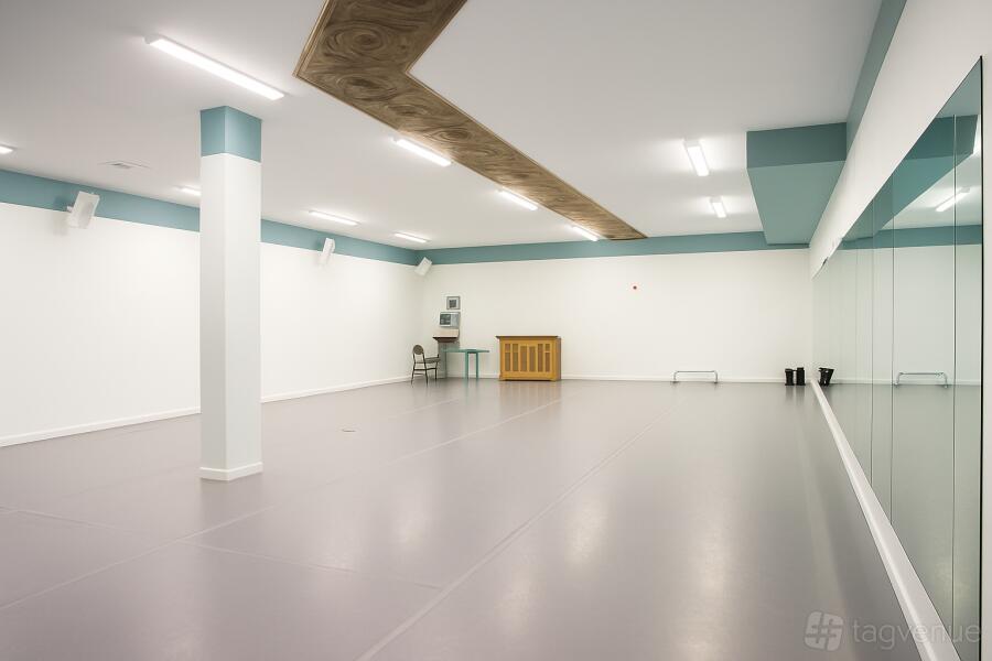 Studio 2 Studio 2
