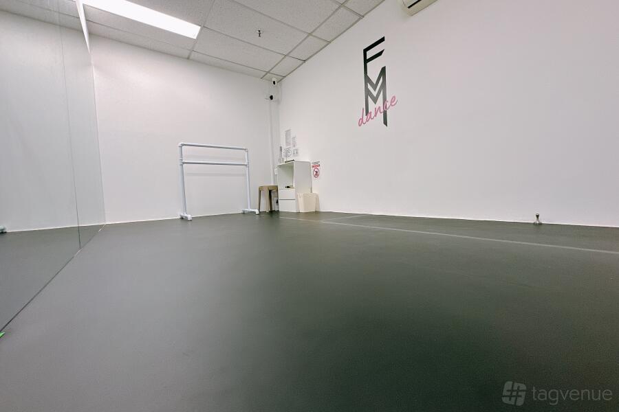 24/7 Dance Studio Bhaskar 24/7 Dance Studio Bhaskar