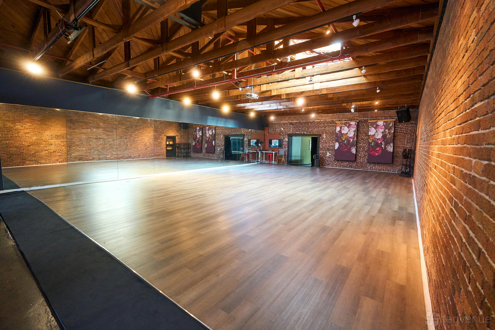Out Studio Full Studio - Full Out Studios - Event Venue Rental - Tagvenue.com