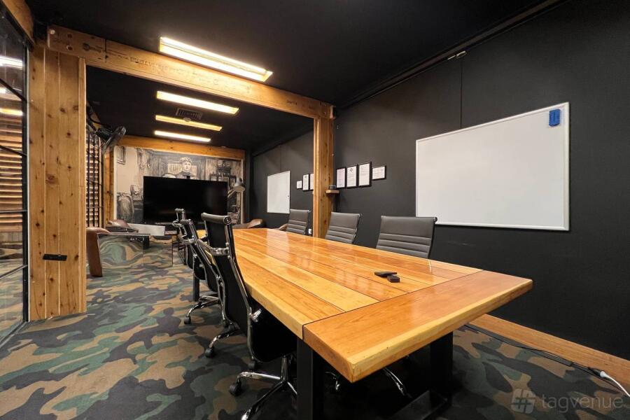 Boardroom (5+6) at DeskPlex Coworking