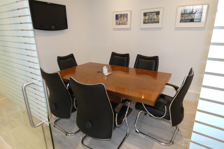 Small Meeting Room Small Meeting Room