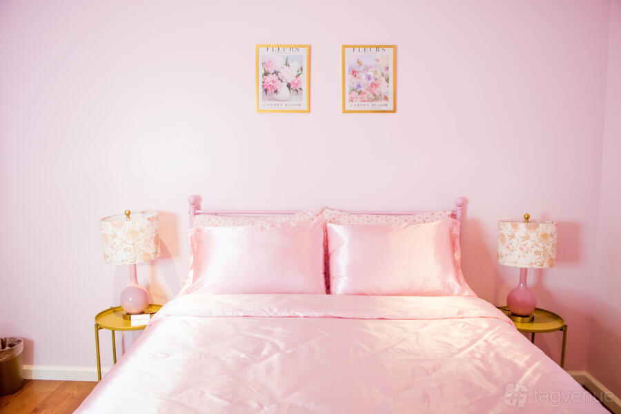 'Guest Bedroom' 'Guest Bedroom'