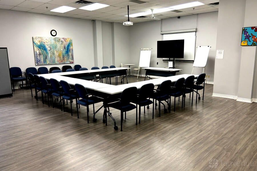 Modern Meeting & Event Space Modern Meeting & Event Space