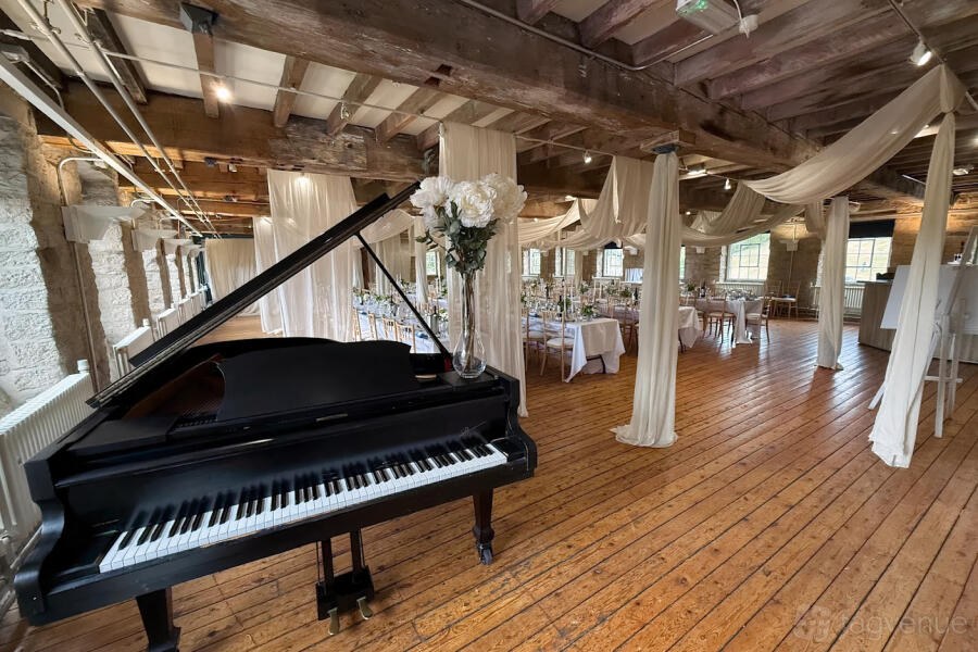 Concert/Conference Hall Concert/Conference Hall