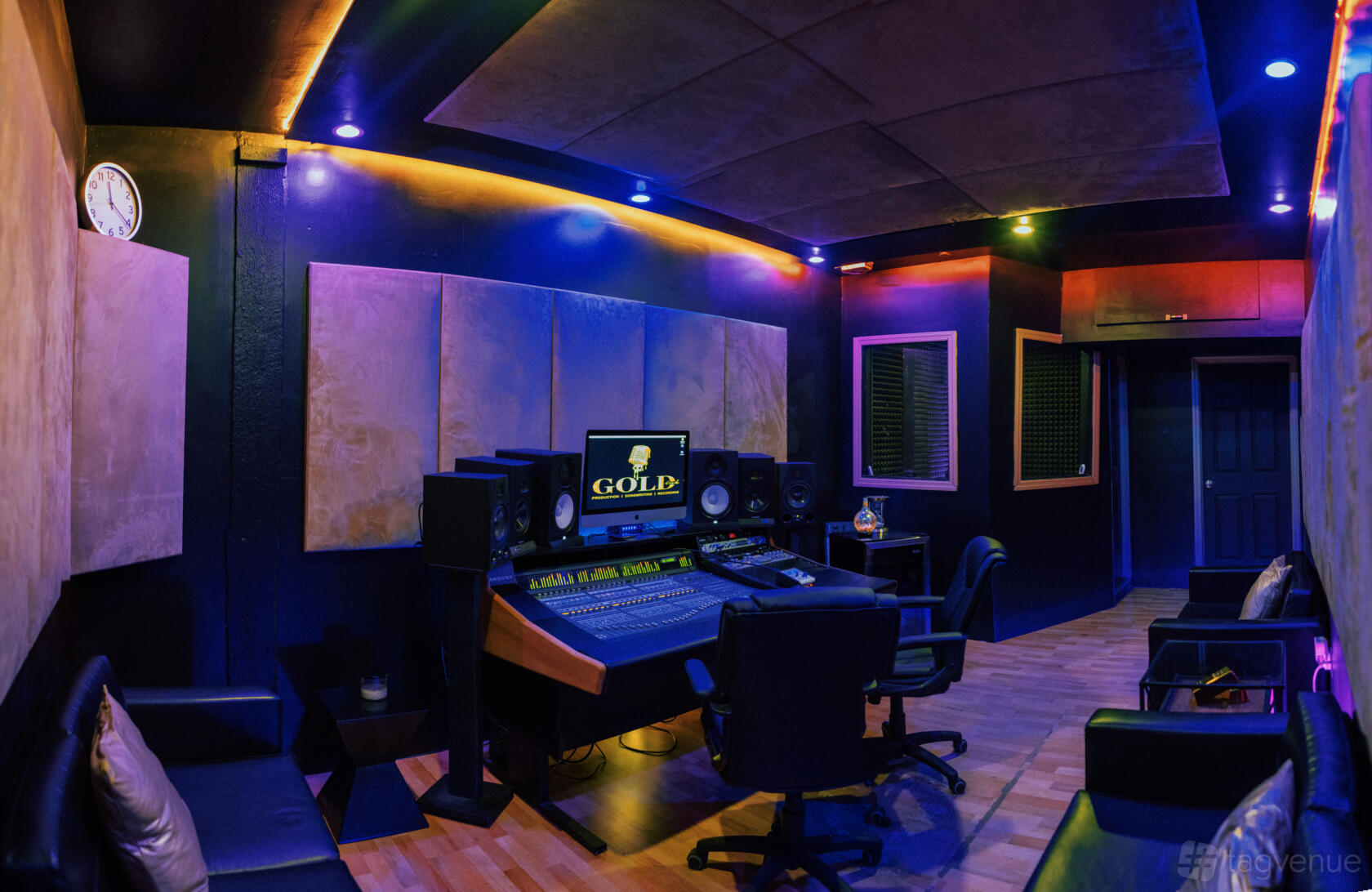 Recording Studio Rrom GOLD Room Recording & Podcast Studio - NYC Venue Rental in New York ...