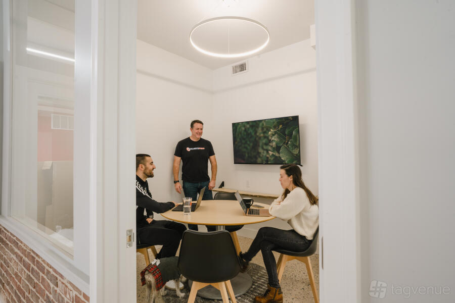 Upper Meeting Room Upper Meeting Room