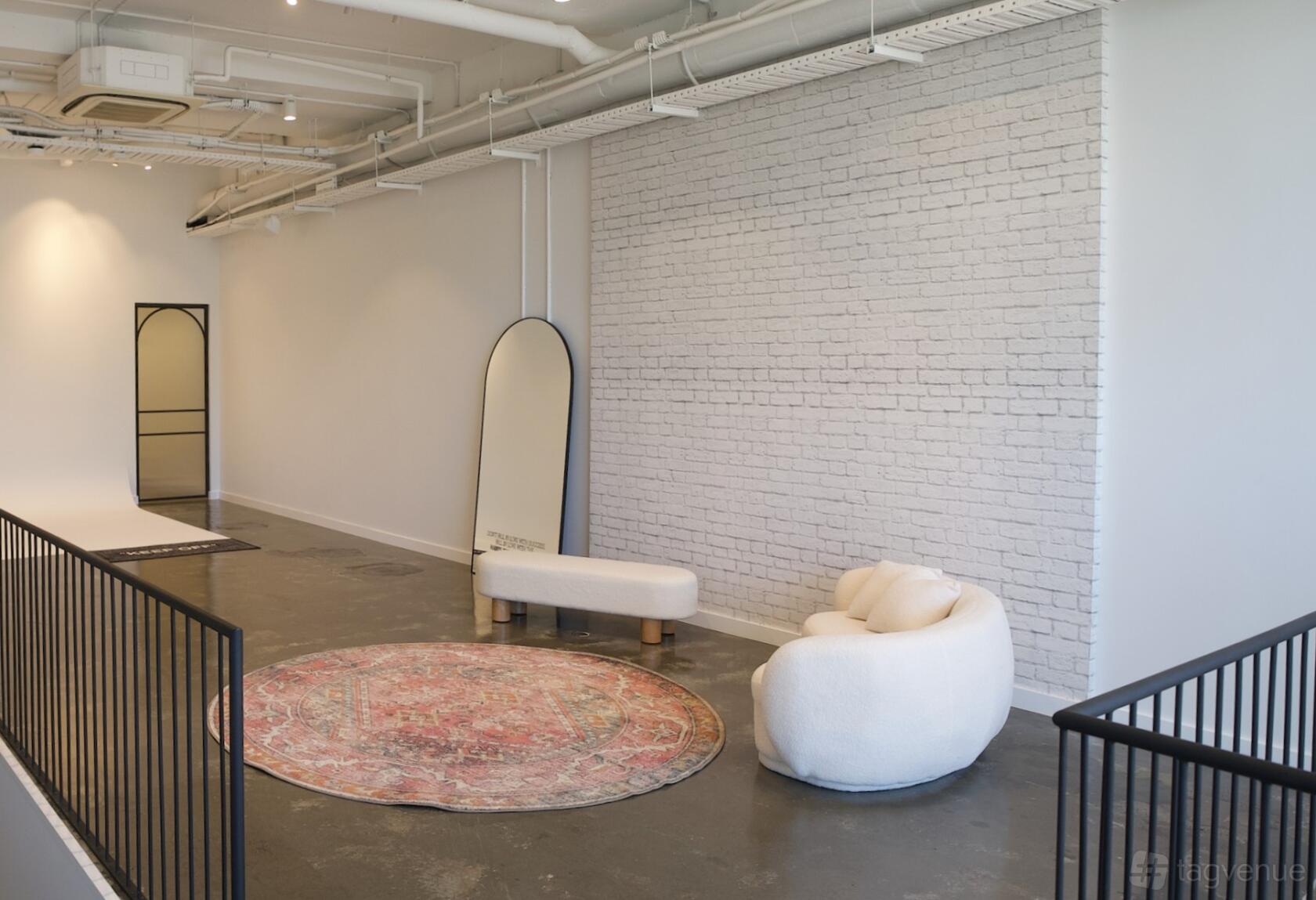 Im Studio Shoot Space - im.studios Creative - Event Venue Hire - Tagvenue.com