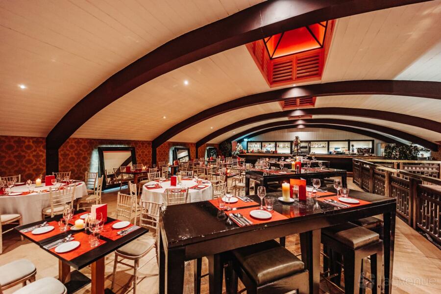 Main Bar and Restaurant at