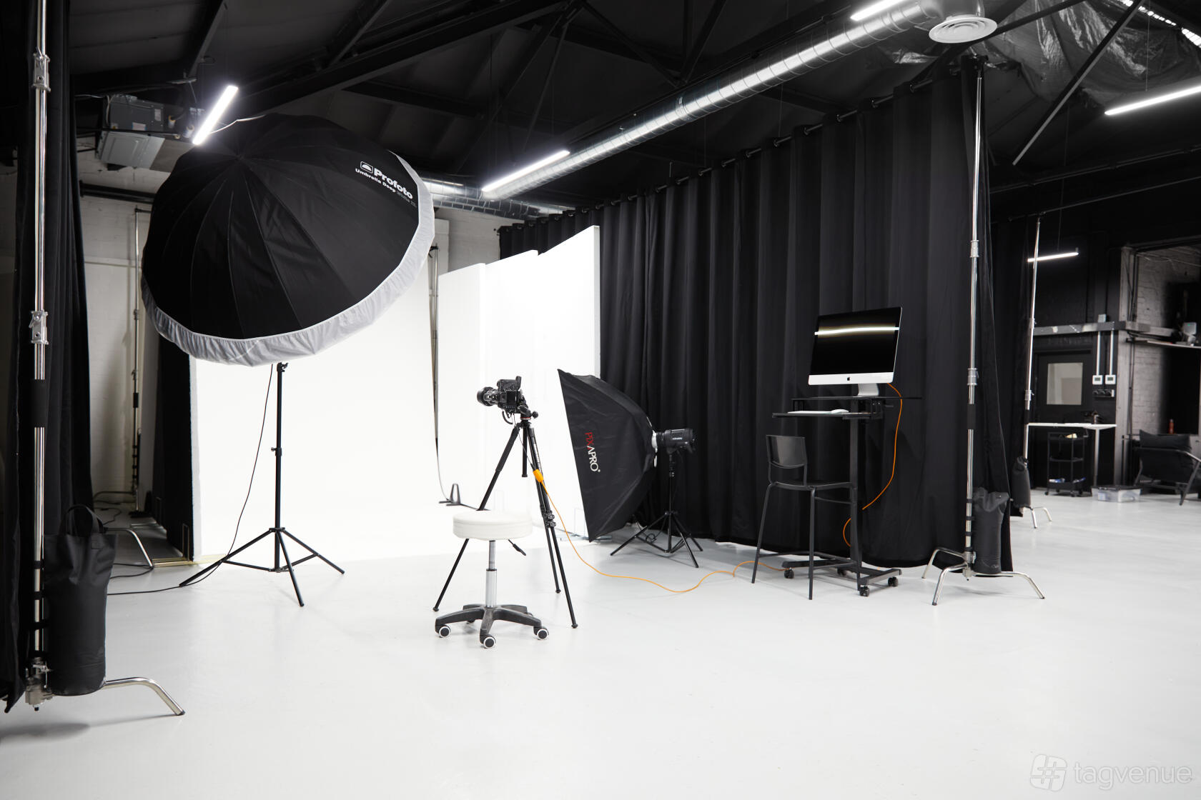 Studio Product Set Product Photography Studios - Product Photography Studios - Event Venue ...