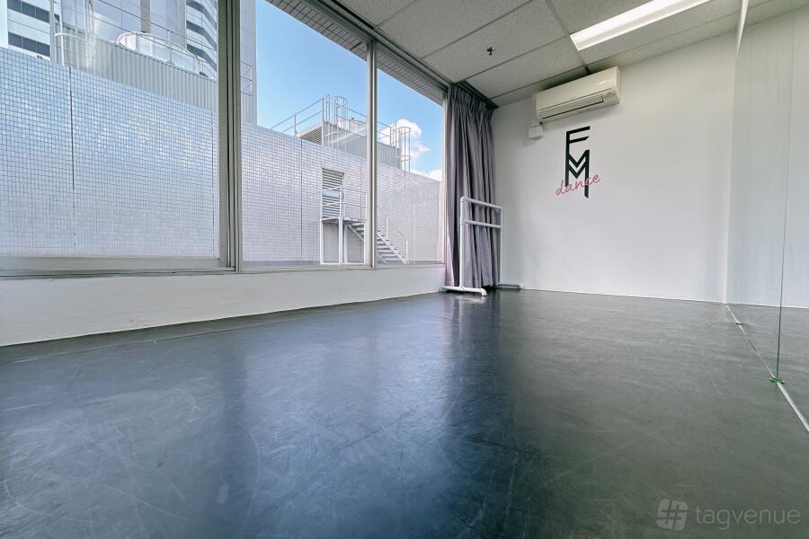 24/7 Dance Studio Lalisa 24/7 Dance Studio Lalisa