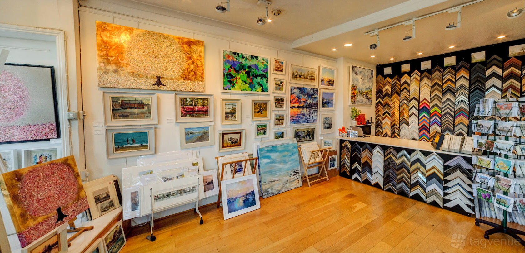 Riverside Gallery & Framing Venue Hire in London | Photos & Prices
