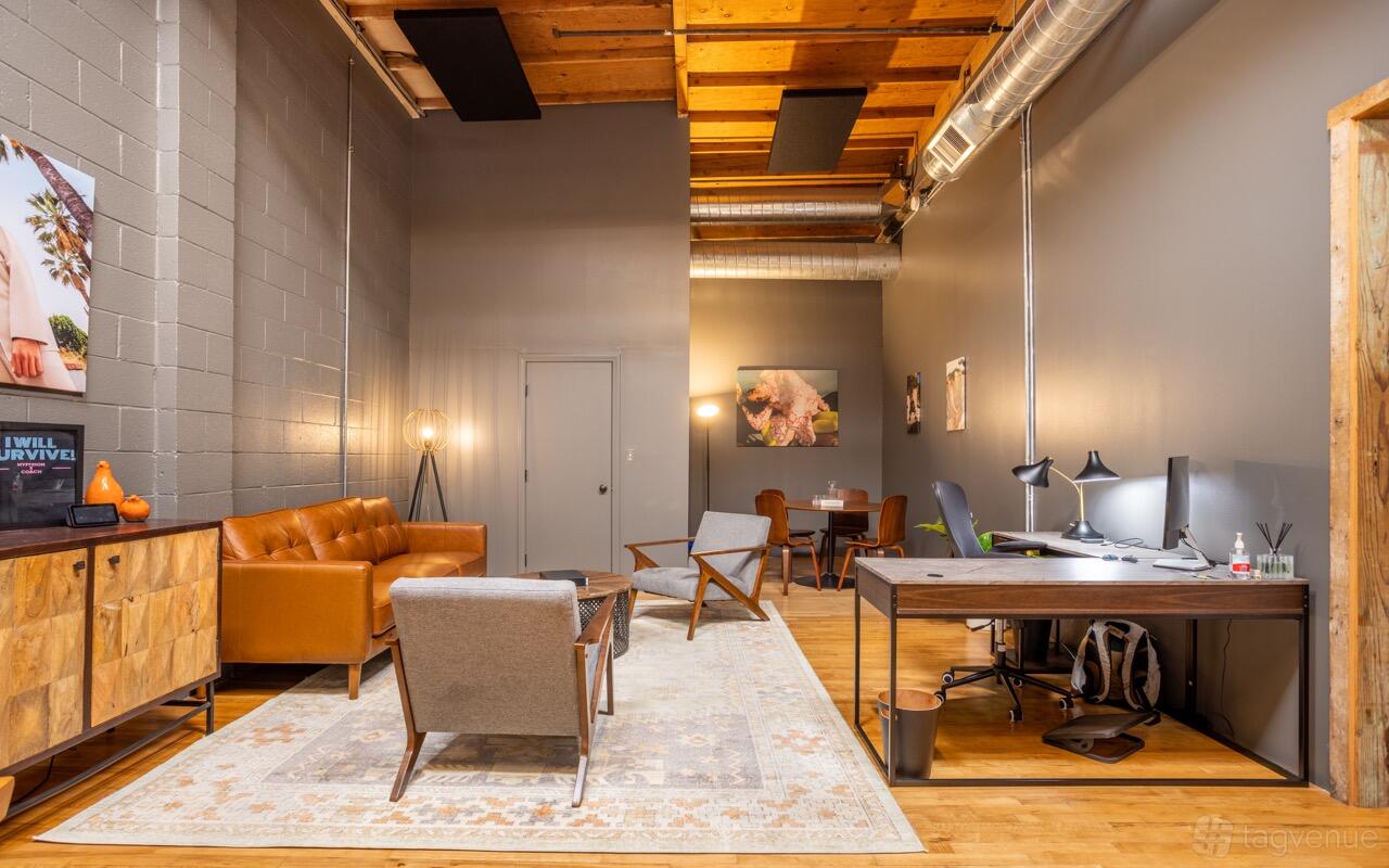 High-end Executive Office - Hype Studios & Rentals - Event Venue Rental ...
